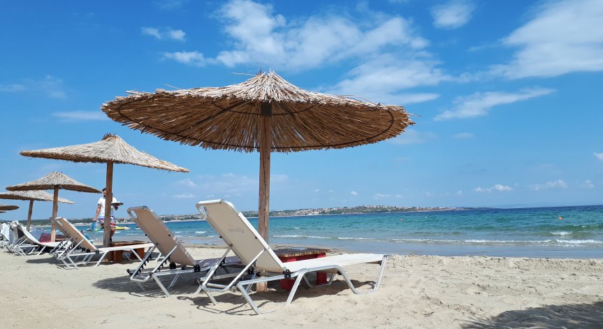 Гореща неделя: Температурите на места ще достигат 38 градуса