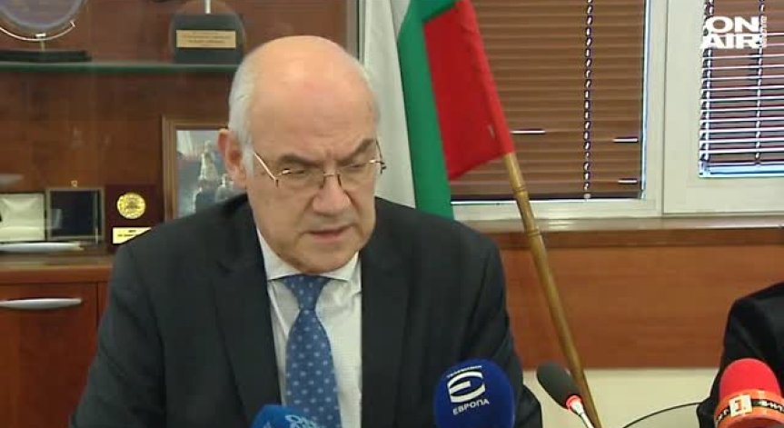 КЕВР и енергийното министерство започват спешни проверки на ЕРП-тата