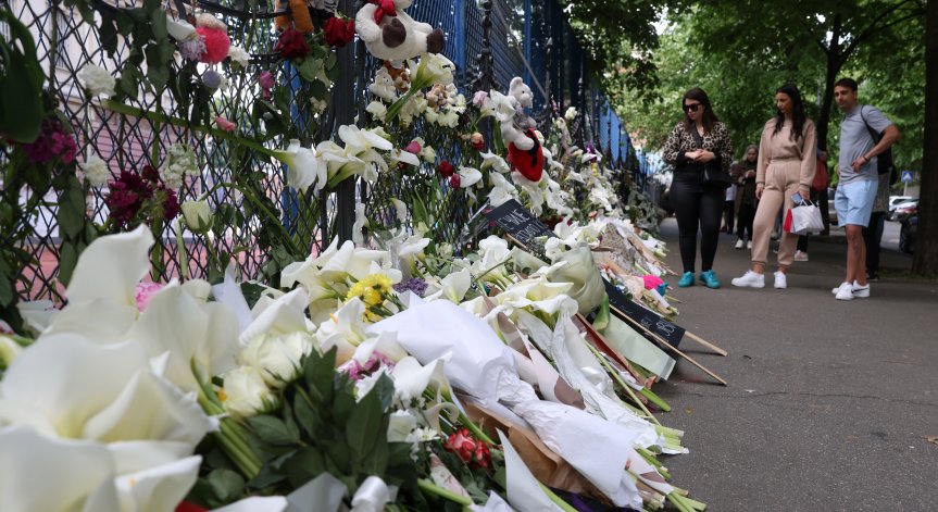 След клането в белградско училище: Сръбският министър на образованието подаде оставка