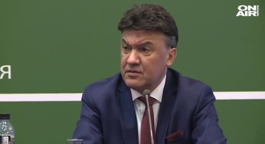 Нямало причина Михайлов да подава оставка