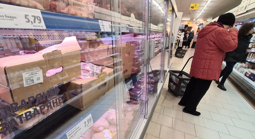 В навечерието на Коледа: По-скъпо пилешко и брашно, цените на някои зеленчуци - надолу