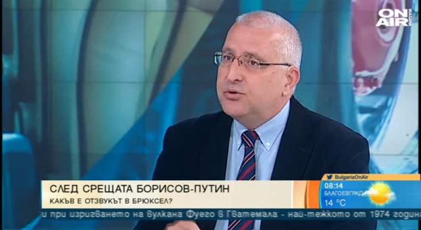 Светослав Малинов към премиера: Не може да се извиняваш, че спазваш законите!