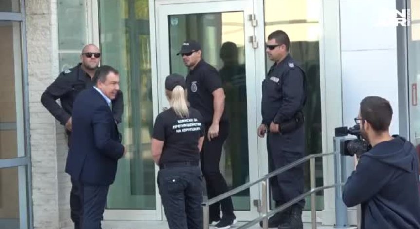Продължава спецакцията на ГДБОП в Несебър