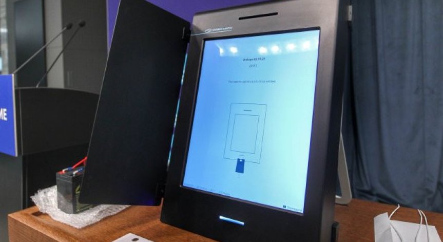 ЦИК предупреди: Ако изборите не са 2 в 1, ще имаме сериозни затруднения