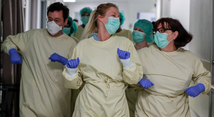 TikTok - платформата, която задържа вниманието и показа емоциите ни