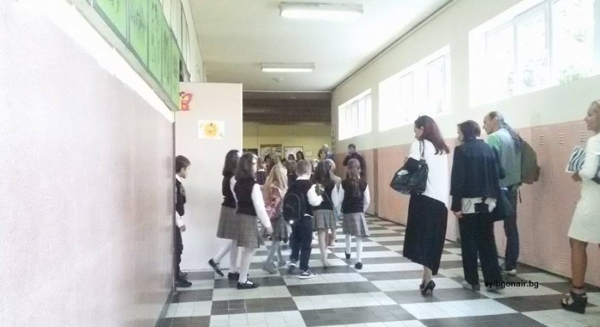 Училищата трябва да декларират какъв тип ще бъдат до края на май 2017 г.