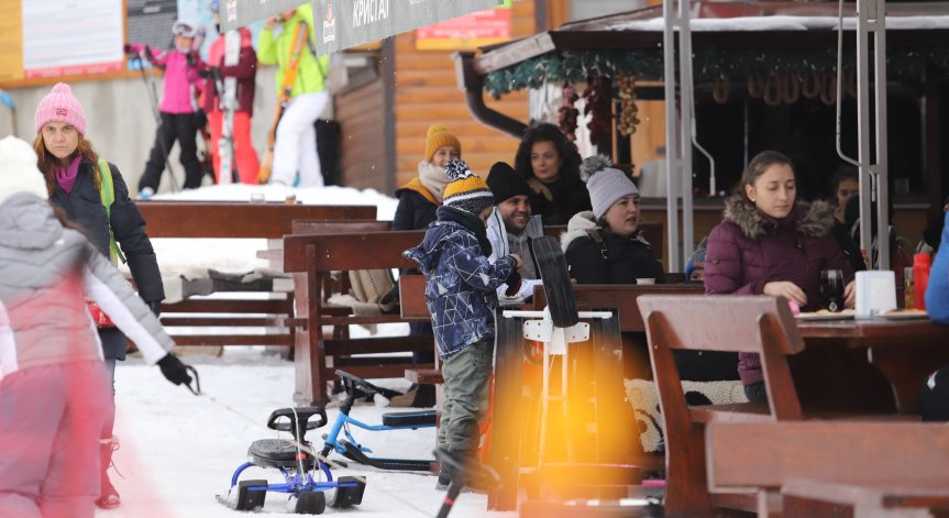 С 20% поскъпват хотелите за зимния сезон, налитаме на скъпите пакети за ЧНГ