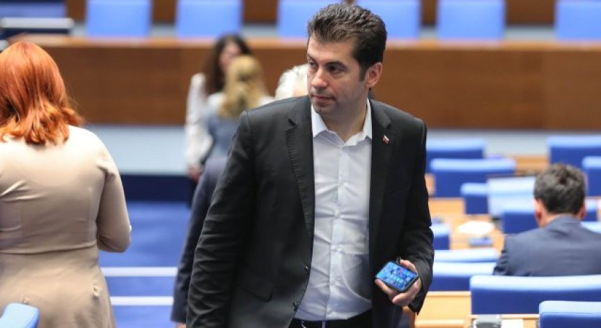 Петков обяви, че ще гласуват против Росен Карадимов.