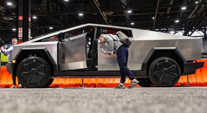 Критик откри редица недостатъци на Cybertruck на Tesla