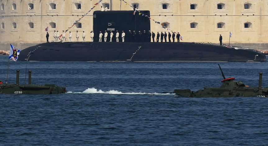 Как шефът на НАТО Марк Рюте се изгаври с Русия заради подводницата