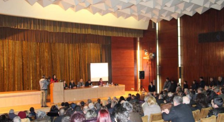 Собствениците на ведомствени апартаменти трябва да дадат съгласие за програмата за саниране