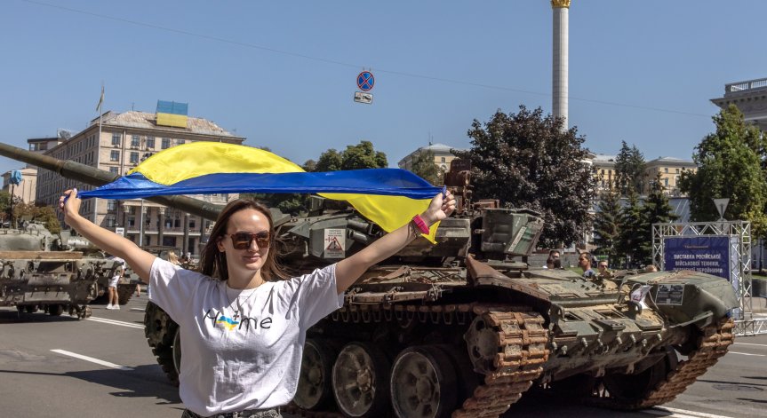 По-слабият пол? Около 40 хил. жени служат в украинските въоръжени сили