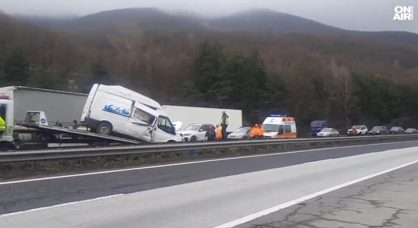 Двама отиват на подсъдимата скамейка.