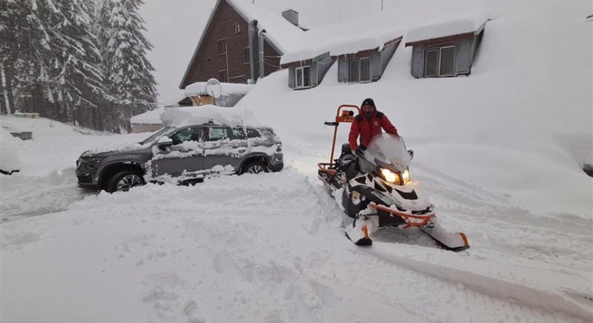 50 см сняг падна на Витоша, ситуацията с придвижването е сложна