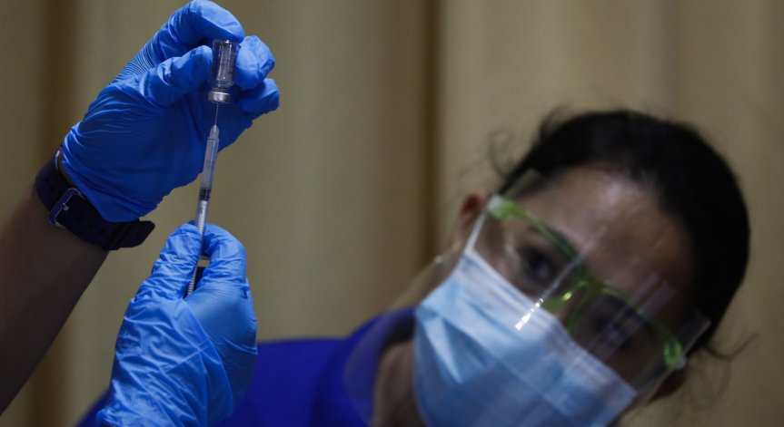 Китай въведе електронен ваксинационен сертификат