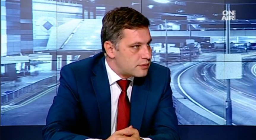 Патриотите със законопроект за вероизповеданията, ГЕРБ внася друг с БСП и ДПС, кой ли ще мине?