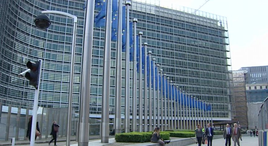 Външните министри на ЕС ще обсъдят наложеното от Русия ембарго