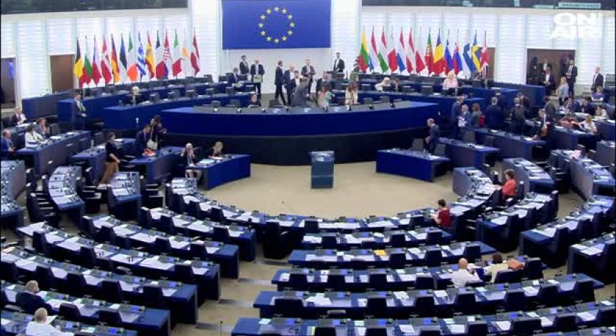 Европарламентът реши: Без по-дълги почивки за шофьорите на ТИР-ове