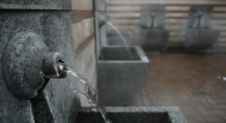 Молба към Столичната община: Поставете табела на изворите до Централните хали