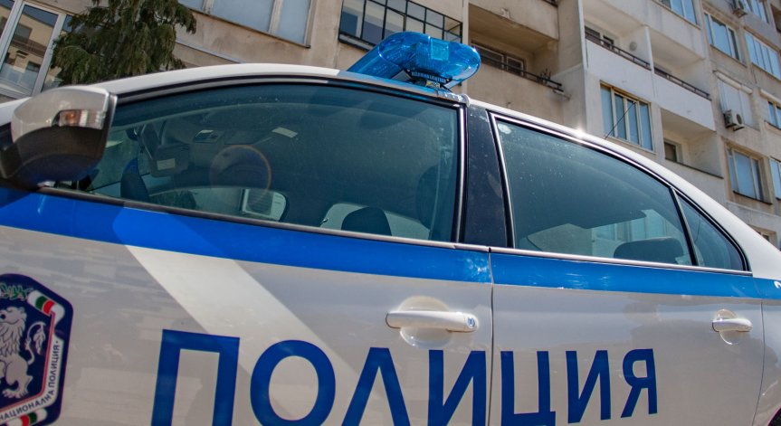 Арестуваха 74-годишен за блудство с малолетна в Перник