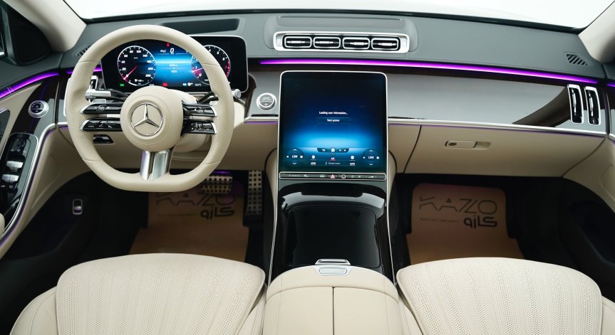 Първият в света кристален мултимедиен екран вече е факт