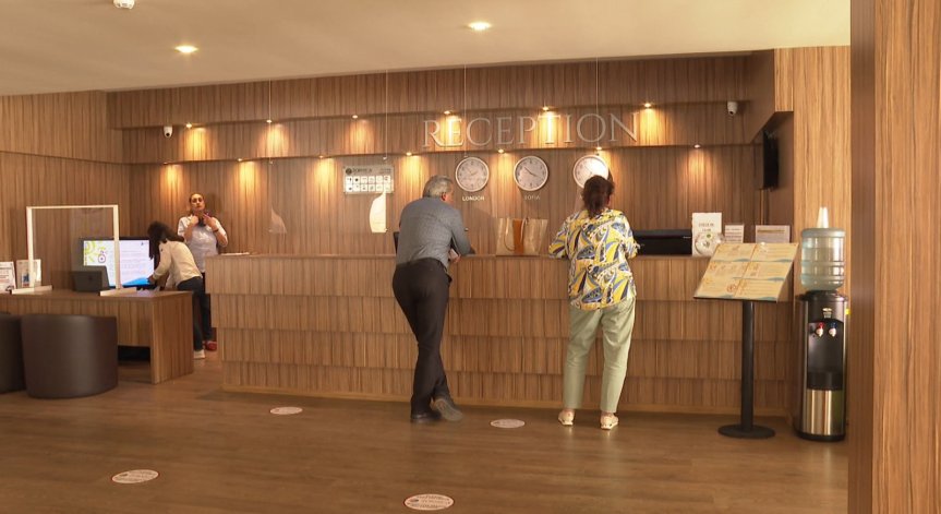 И за 3 000 лв. заплата няма кой да работи в туризма