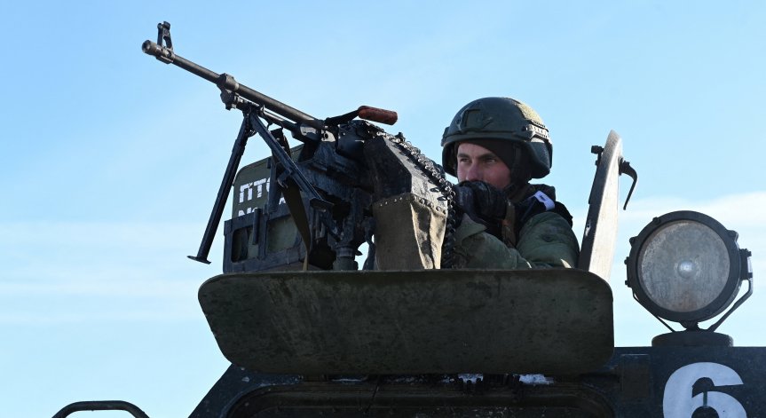 Войната натежава: Русия свива военната индустрия