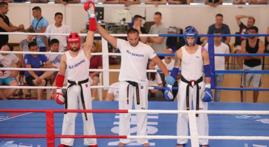 Двама българи продължават към финалите на Европейското на Професионалната лига на KWU в 