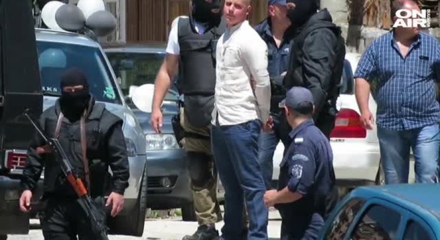 Абитуриент в Смолян се разхожда с 