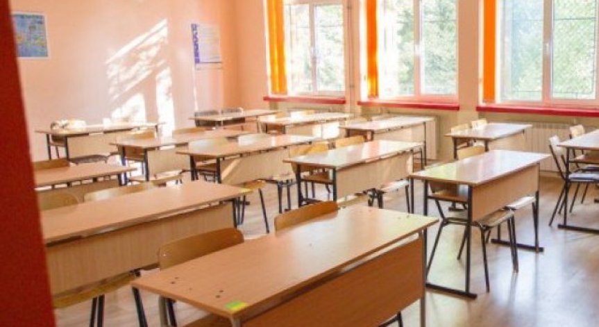 Цял клас от столично училище е под карантина заради заразен ученик