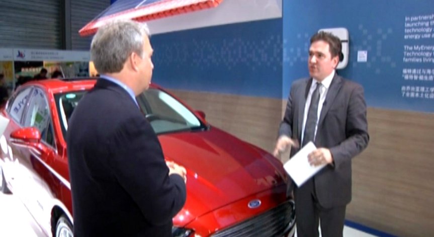 Какво прави Ford на изложение за електроника