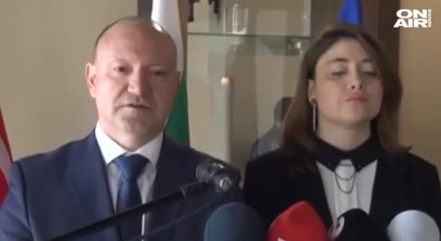Скандал на 3 март: Българи в Одрин почитат паметта на турски войници