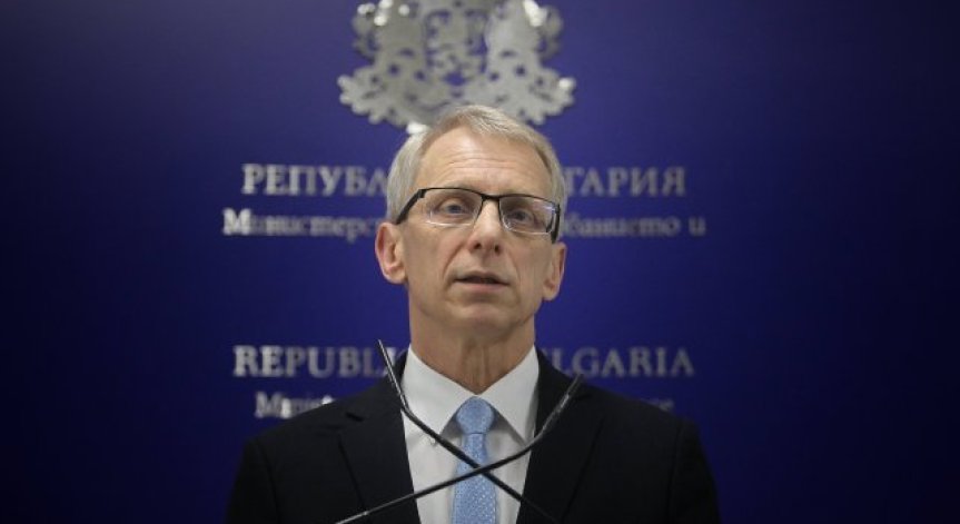 МОН не въвежда нови правила за провеждането на матурите