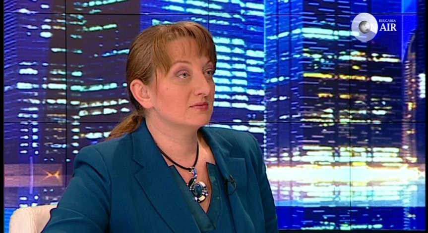 Деница Сачева за кризата с бежанците