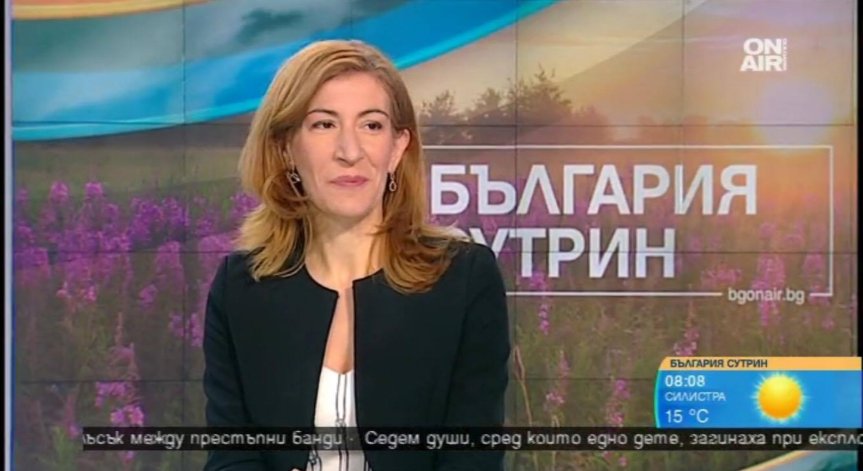 Върнахме си руските туристи, радва се министър Ангелкова