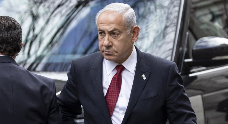 Нетаняху на крачка от замразяването на съдебната реформа