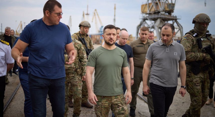 Зеленски: Войната трябва да продължи с освобождаването на Крим