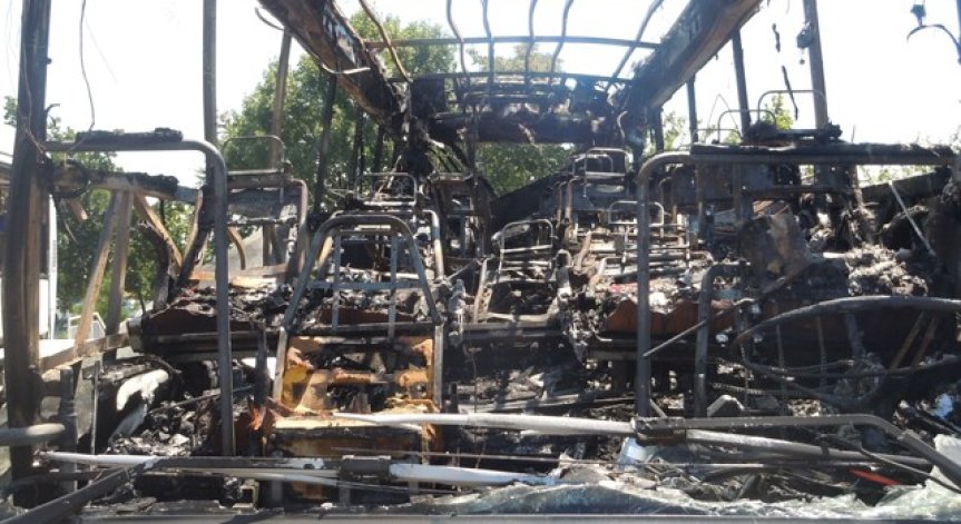 Втора страна от ЕС настоява за доклада на България за атентата в Бургас