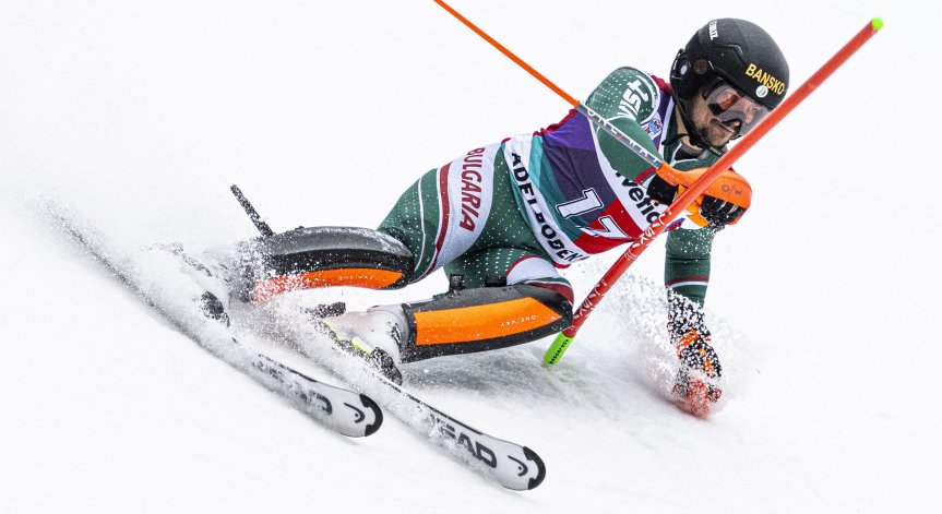 Алберт Попов завърши на 15-о място в слалома в Аделбоден, след първото спускане беше 11-и