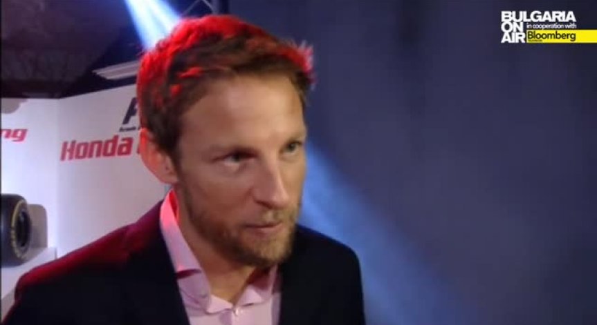 Бътън показа болида си в Женева