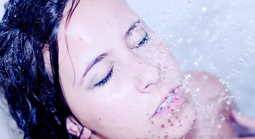 Руски лекари: Не влизайте пияни или гладни в банята