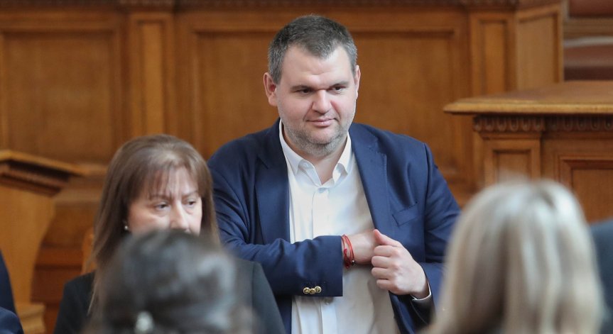 Пеевски: С Христо Иванов обсъдихме да отпадне фигурата на главния прокурор