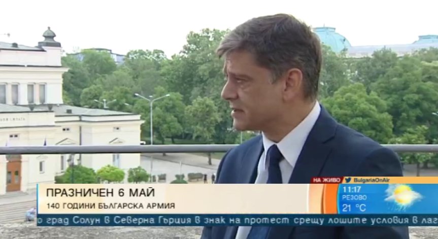 Ген. Константин Попов: Войникът трябва да си обича техниката