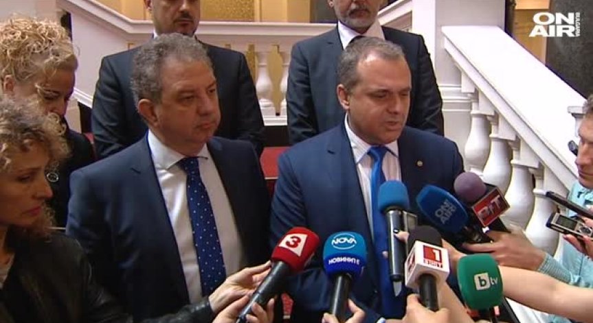 Проповедите на всички вероизповедания да са на български език, искат патриотите