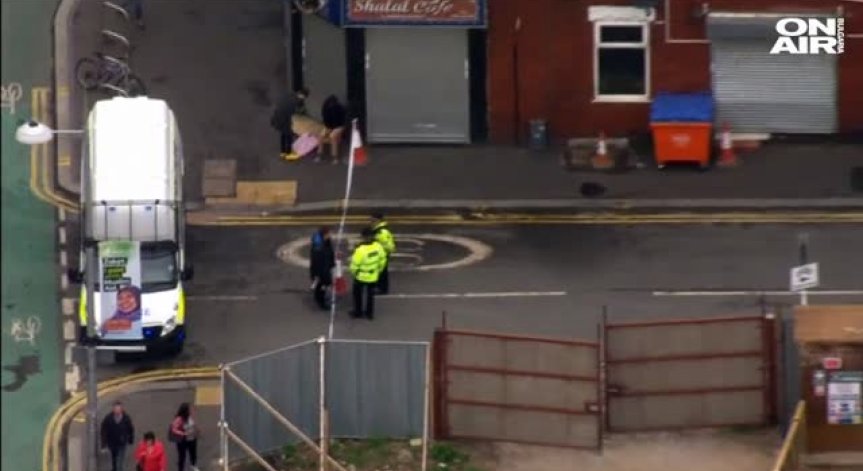 Задържаха мъж на лондонското летище Хийтроу, свързан с атаката в Манчестър