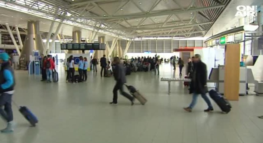 Сигналът за бомба на Летище София - фалшив