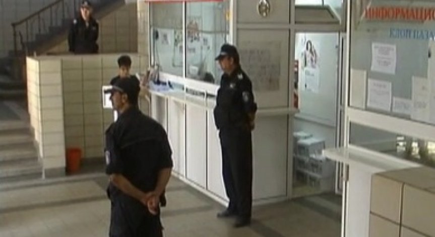 Мюсюлмани направиха митинг пред съда в Пазарджик