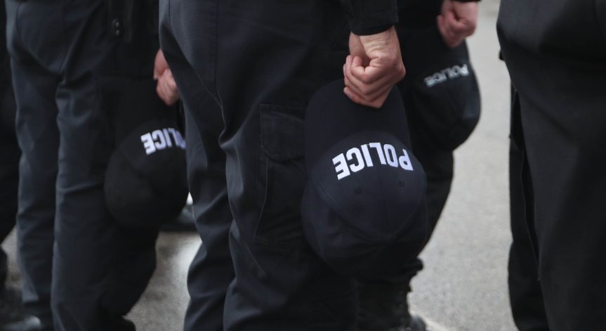 Спецакция в сградата на ГДБОП, задържаха полицай