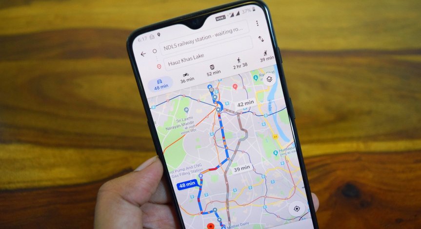 Доклад на Google Maps: Ходим по-малко в ресторанти, повече - в аптеки