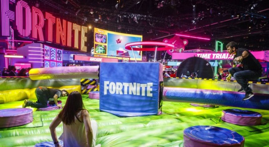 Apple прати геймърите в немилост, отказва да върне Fortnite в AppStore